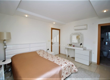 Квартира с двумя спальнями, укомплектованная мебелью и техникой, в элитной резиденции Джикджилли, Аланья, 110 м2 ID-11815 фото-13