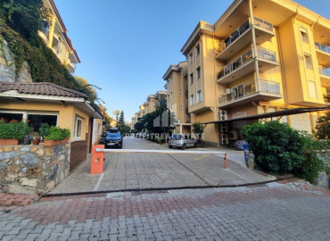 Three bedroom apartment, 180m², with a separate kitchen in the center of Alanya, 1200m from the Mediterranean Sea ID-11850 фото-5