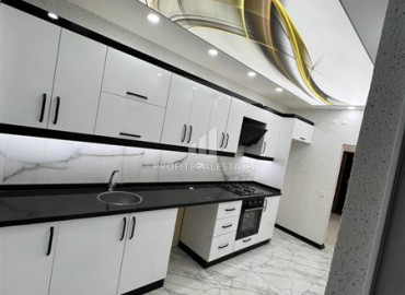 Четырехкомнатная квартира с отдельной кухней, 150м², в доме городского типа в районе Муратпаша, Анталия ID-11867 фото-1