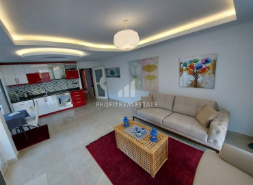 Стильная двухкомнатная квартира 105м2 с ярким интерьером, в 150 метрах от моря в Каргыджаке, Аланья ID-11874 фото-8
