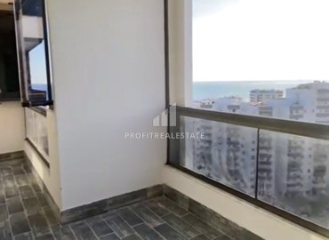 Видовая двухкомнатная квартира, 55м², на высоком этаже в 350м от моря в Эрдемли, Арпачбахшиш ID-11905 фото-9