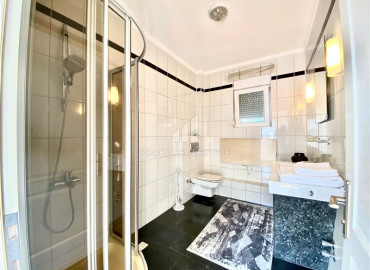Меблированная вилла 250 м2 в классическом стиле с тремя спальнями, ванной и террасой в Инджекуме, Аланья ID-11917 фото-8