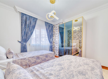 Large two bedroom apartment, 120m², on the central street of Mahmutlar, Alanya, with a view of the sea and mountains ID-11930 фото-12