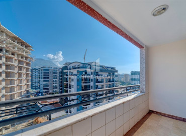 Large two bedroom apartment, 120m², on the central street of Mahmutlar, Alanya, with a view of the sea and mountains ID-11930 фото-18