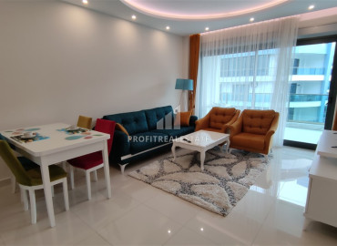 Меблированная двухкомнатная квартира, 80м², в элитном комплексе с собственным пляжем в Каргыджаке, Алания ID-11932 фото-2