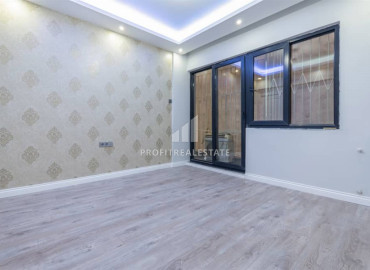 Inexpensive two bedroom apartment, after major renovation, 500 meters from the sea, in a large area of Muratpasha, Antalya, 110 m2 ID-11945 фото-14