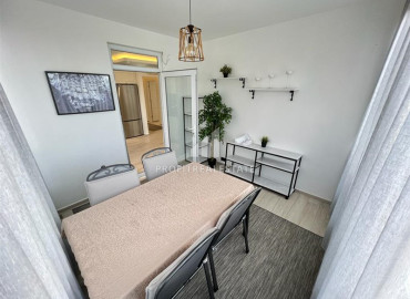 Stylish furnished apartment 2 + 1, 130 m2, with glazed balconies and sea views in Avsallar, Alanya ID-11956 фото-2