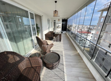 Stylish furnished apartment 2 + 1, 130 m2, with glazed balconies and sea views in Avsallar, Alanya ID-11956 фото-16