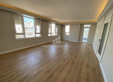 Линейная квартира с тремя спальнями, 150м² в газифицированном комплексе в Анталии, район Муратпаша ID-11994 фото-3