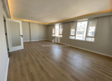 Линейная квартира с тремя спальнями, 150м² в газифицированном комплексе в Анталии, район Муратпаша ID-11994 фото-4