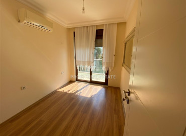 Недорогая трехэтажная вилла в 200 метрах от моря, в уютном районе Тюрклер, Аланья, 220 м2 ID-12021 фото-9