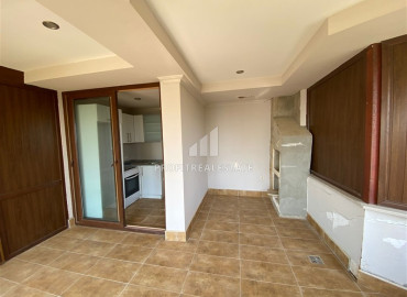 Недорогая трехэтажная вилла в 200 метрах от моря, в уютном районе Тюрклер, Аланья, 220 м2 ID-12021 фото-12