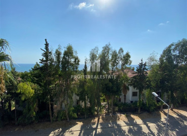 Недорогая трехэтажная вилла в 200 метрах от моря, в уютном районе Тюрклер, Аланья, 220 м2 ID-12021 фото-16