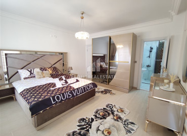 Luxury two bedroom apartment on the first coastline, overlooking the sea in Mahmutlar, Alanya ID-12038 фото-8