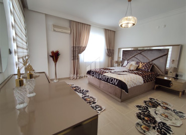 Luxury two bedroom apartment on the first coastline, overlooking the sea in Mahmutlar, Alanya ID-12038 фото-11