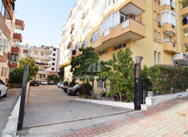 Furnished apartment 140 m2, three bedrooms, separate kitchen, balconies, in the center of Alanya ID-12058 фото-1