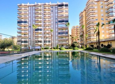 Large apartment in a complex with perfect infrastructure in Mahmutlar, Alanya, Turkey ID-0930 фото-2