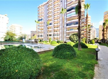 Large apartment in a complex with perfect infrastructure in Mahmutlar, Alanya, Turkey ID-0930 фото-3