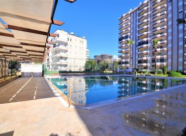 Large apartment in a complex with perfect infrastructure in Mahmutlar, Alanya, Turkey ID-0930 фото-4