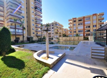 Large apartment in a complex with perfect infrastructure in Mahmutlar, Alanya, Turkey ID-0930 фото-6