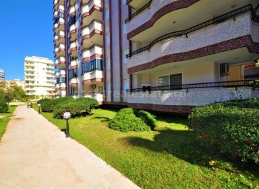 Large apartment in a complex with perfect infrastructure in Mahmutlar, Alanya, Turkey ID-0930 фото-9
