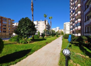 Large apartment in a complex with perfect infrastructure in Mahmutlar, Alanya, Turkey ID-0930 фото-11