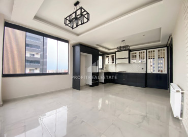 Отличная новая квартира 4+1, 150м², с отдельной кухней в центре района Мезитли, Мерсин ID-12071 фото-1
