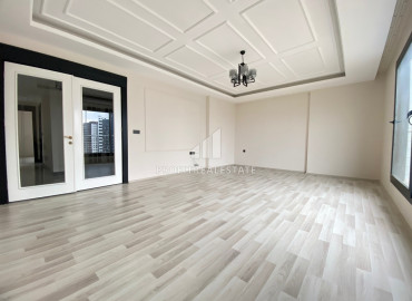 Отличная новая квартира 4+1, 150м², с отдельной кухней в центре района Мезитли, Мерсин ID-12071 фото-6