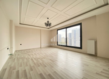 Отличная новая квартира 4+1, 150м², с отдельной кухней в центре района Мезитли, Мерсин ID-12071 фото-15
