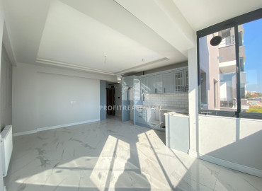 Стильная новая квартира 2+1, 120м², у моря в районе Мезитли, Мерсин, в комплексе с бассейном ID-12072 фото-1