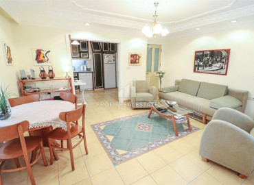 Spacious one-bedroom apartment 80 m2, furnished, in a house with a swimming pool in the center of Alanya ID-12084 фото-5