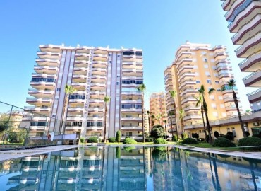 Large apartment in a complex with perfect infrastructure in Mahmutlar, Alanya, Turkey ID-0930 фото-50