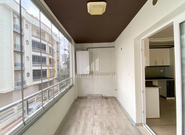 Газифицированные апартаменты с двумя спальнями, 115м², в доме городского типа в районе Мезитли, Мерсин ID-12088 фото-5