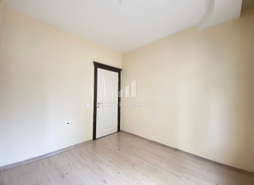Газифицированные апартаменты с двумя спальнями, 115м², в доме городского типа в районе Мезитли, Мерсин ID-12088 фото-11