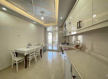 Квартира с тремя спальнями, 159м², в комфортабельной резиденции на первой береговой линии в Акдениз, Мезитли ID-12123 фото-2