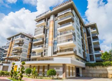 Spacious three bedroom apartment, with a separate kitchen, in a residential residence with facilities, Oba, Alanya, 160 m2 ID-12125 фото-1
