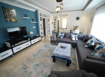 Furnished duplex apartment, 4 + 1 layout, with a large total area, Alanya, center, 190 m2 ID-12148 фото-4