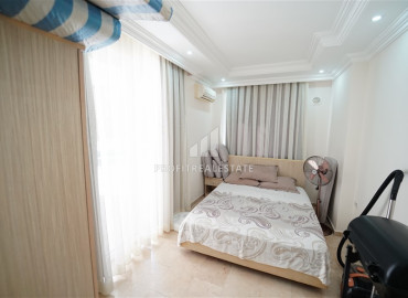 Furnished duplex apartment, 4 + 1 layout, with a large total area, Alanya, center, 190 m2 ID-12148 фото-15