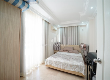 Furnished duplex apartment, 4 + 1 layout, with a large total area, Alanya, center, 190 m2 ID-12148 фото-16