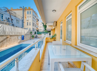 Двухкомнатные апартаменты, с ярким дизайном, всего в 50 метрах от моря, Аланья, центр, 55 м2 ID-12173 фото-10