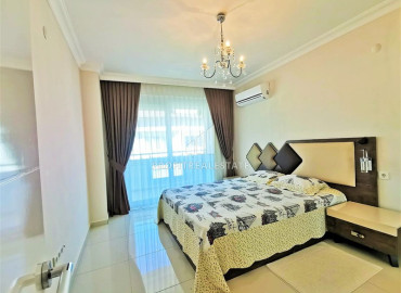 Furnished apartment 1 + 1, 60m² in a residence with a swimming pool 250m from the sea in Alanya Oba ID-9930 фото-7