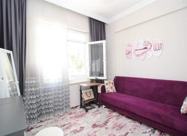 Furnished two bedroom apartment at an attractive price, 50 meters from the sea, in a building without facilities, Tosmur, Alanya ID-12208 фото-8