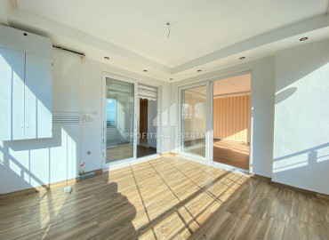 Газифицированная квартира 3+1, 145м², в комфортабельной резиденции в районе Мезитли, Мерсин ID-12228 фото-9