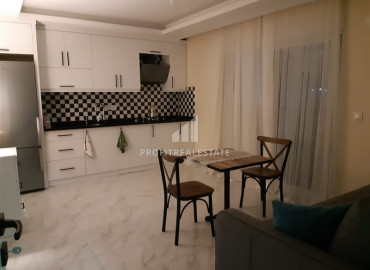 One-bedroom apartment with furniture and appliances in a building without facilities, Gazipasa, Alanya, 60 m2 ID-12235 фото-6