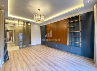 Дизайнерская четырехкомнатная квартира, 140м², в новом комплексе в микрорайоне Акдениз, района Мезитли. ID-12248 фото-10
