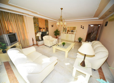 Two-storey house with three bedrooms, furnished, 500 meters from the center of Kestel, Alanya, 220 m2 ID-12253 фото-7