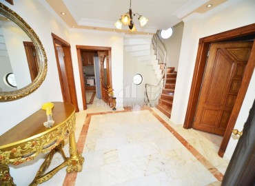 Spacious villa 4 + 2, with a fireplace, furniture and appliances, in Kestel, Alanya, 300 m2 ID-12254 фото-2