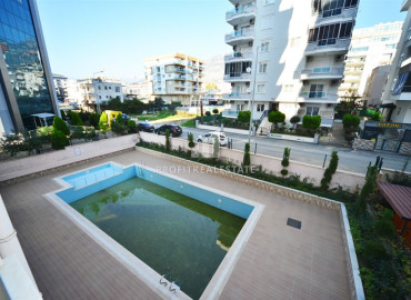 Ready to move in three bedroom apartment, with a separate kitchen, just 350 meters from the beach of Mahmutlar, Alanya, 135 m2 ID-12258 фото-10