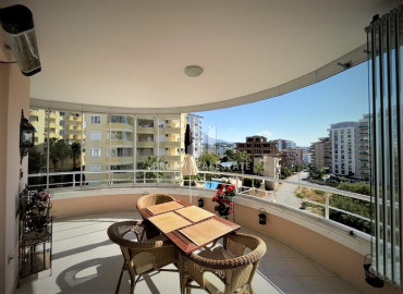 Меблированная трехкомнатная квартира 110 м2, с видом на море, с застекленными балконами, в 400 метрах от пляжа, Тосмур, Аланья ID-12262 фото-8