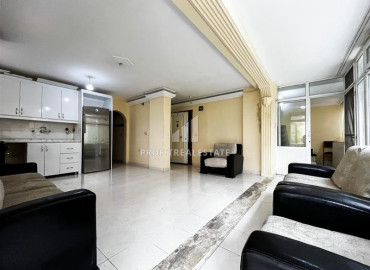 Inexpensive two bedroom apartment 75 m2, furnished, 50 meters from the sea, in the center of Alanya ID-12264 фото-4